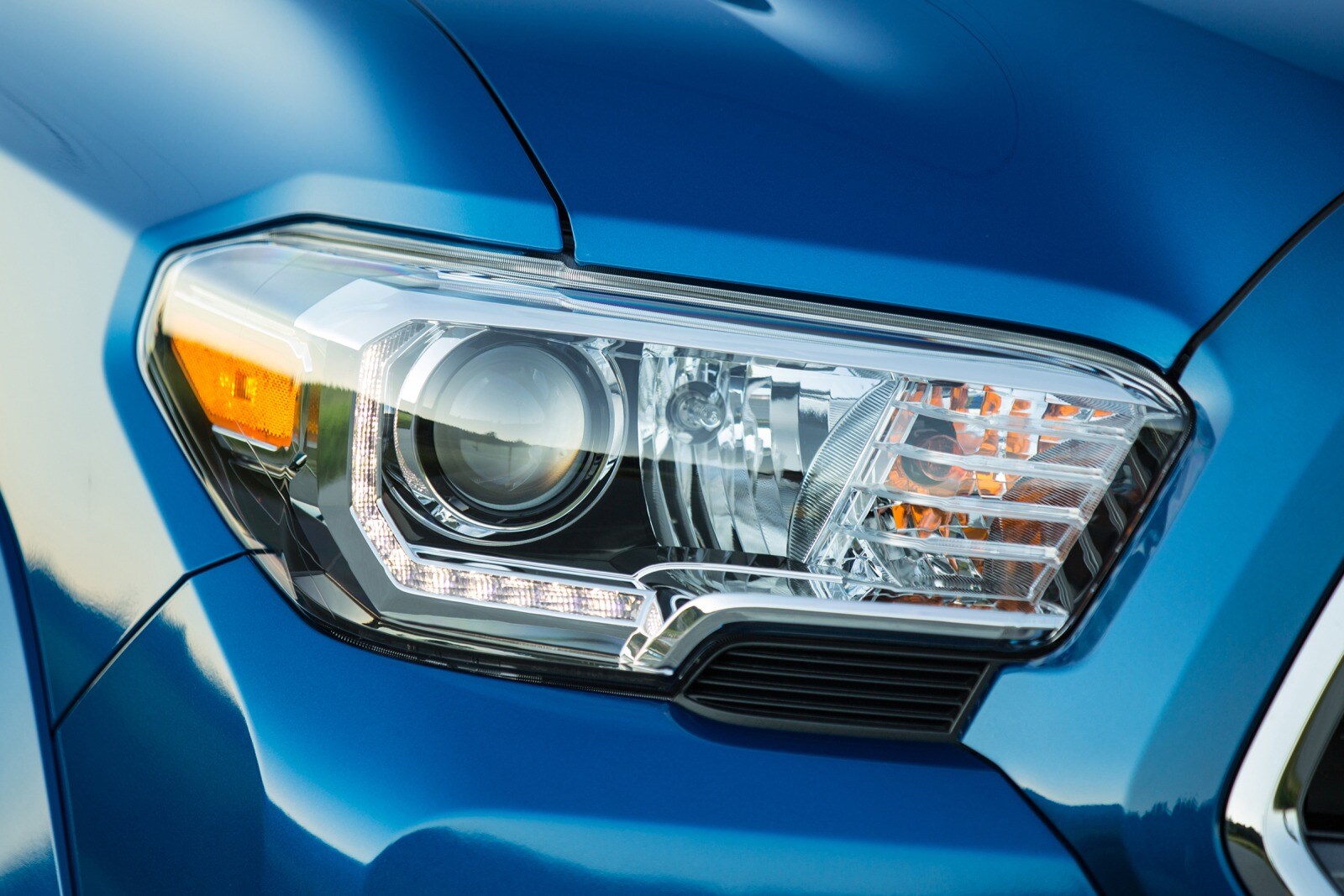 2018 Toyota Tacoma exterior EDETAIL