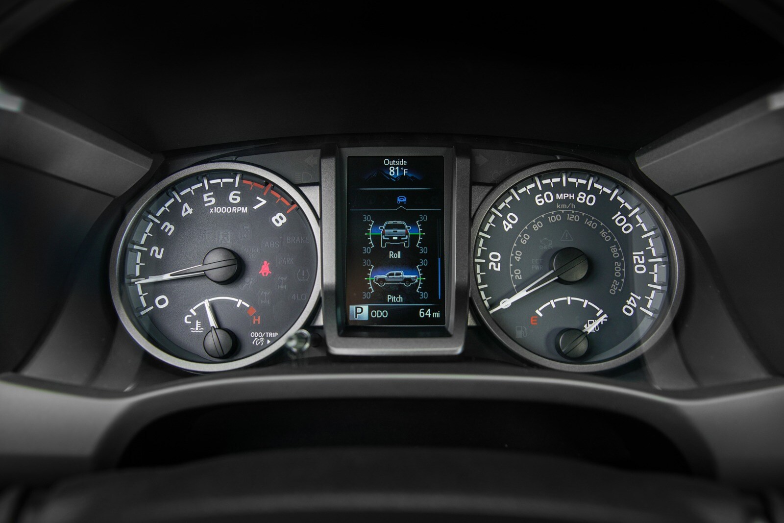 2018 Toyota Tacoma interior G