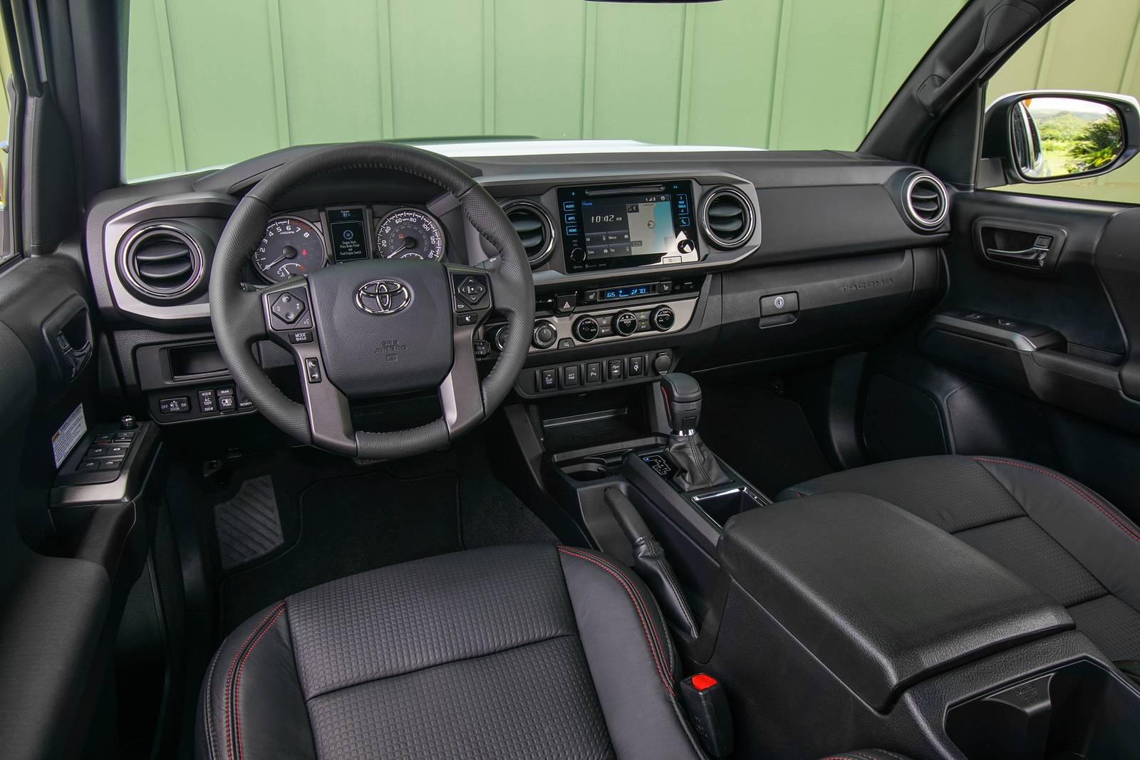 2019 Toyota Tacoma interior D