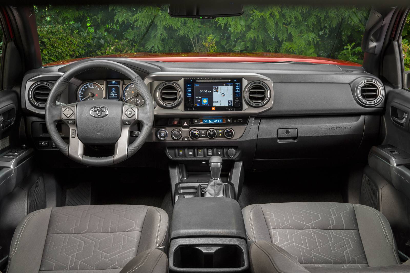 2019 Toyota Tacoma interior D