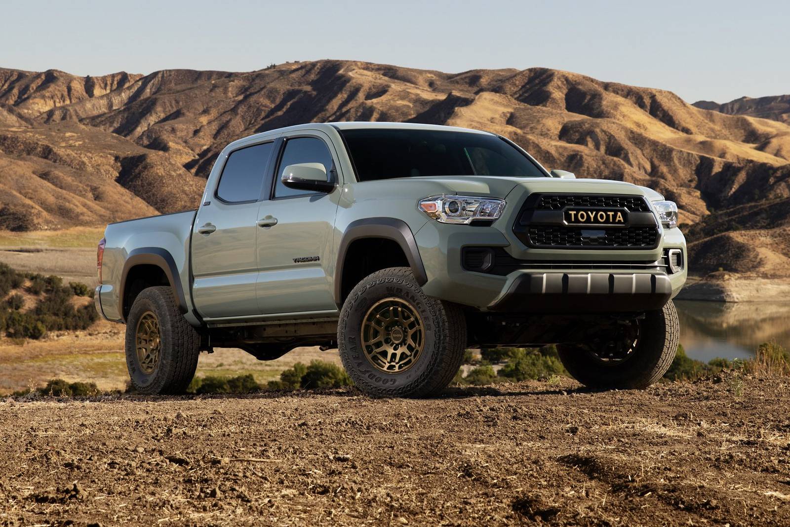 2023 Toyota Tacoma exterior FQ