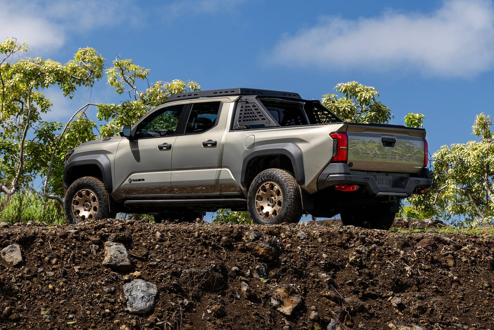 2024 Toyota Tacoma exterior F