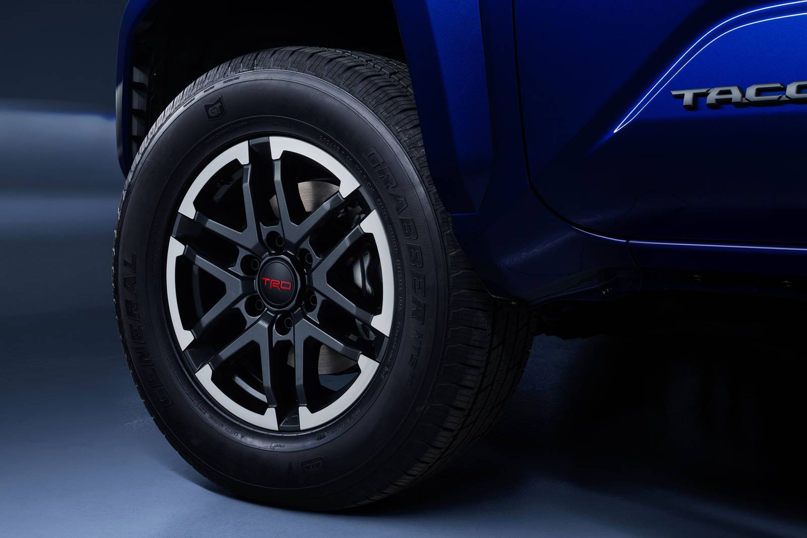 2025 Toyota Tacoma exterior W