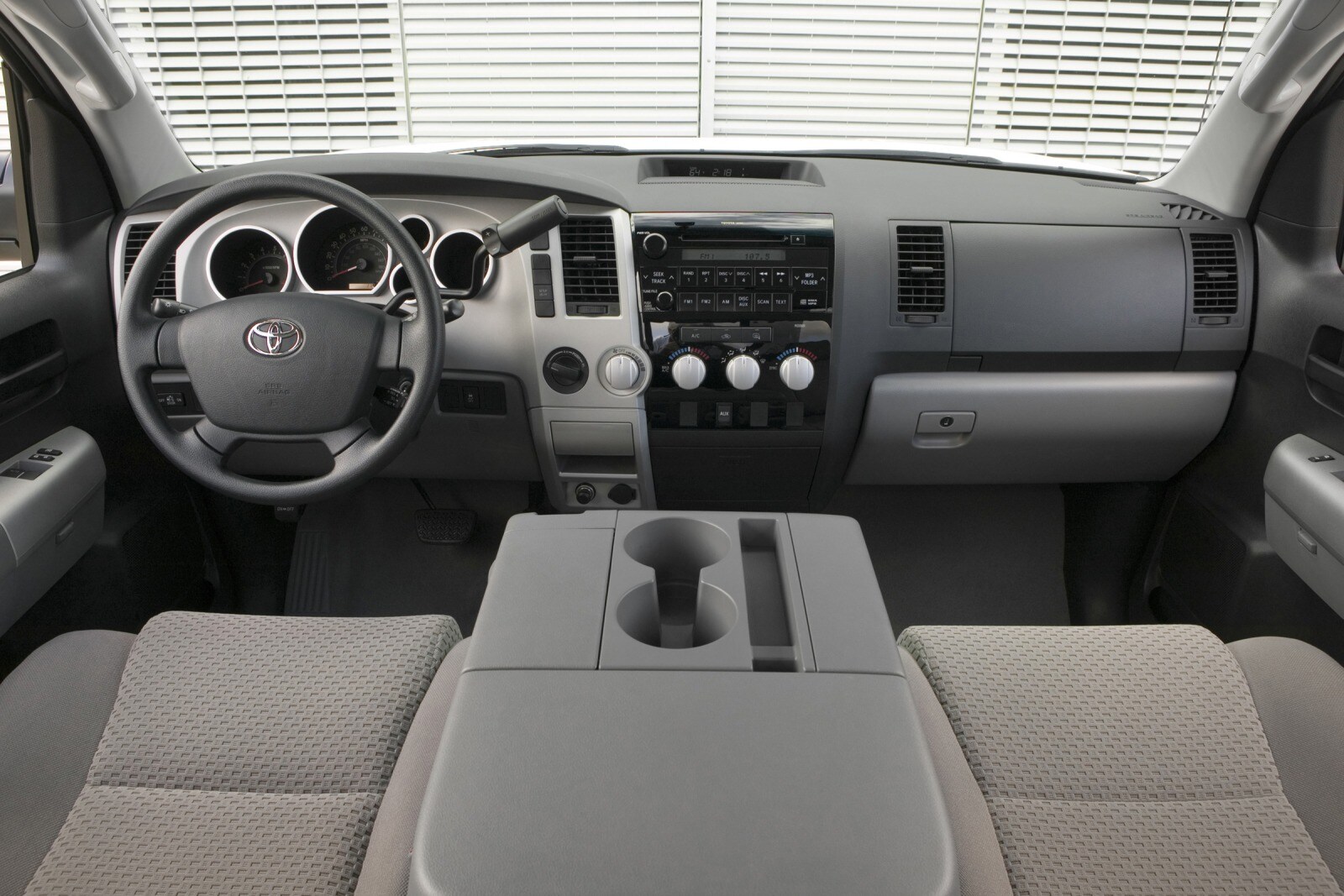 2007 Toyota Tundra interior D