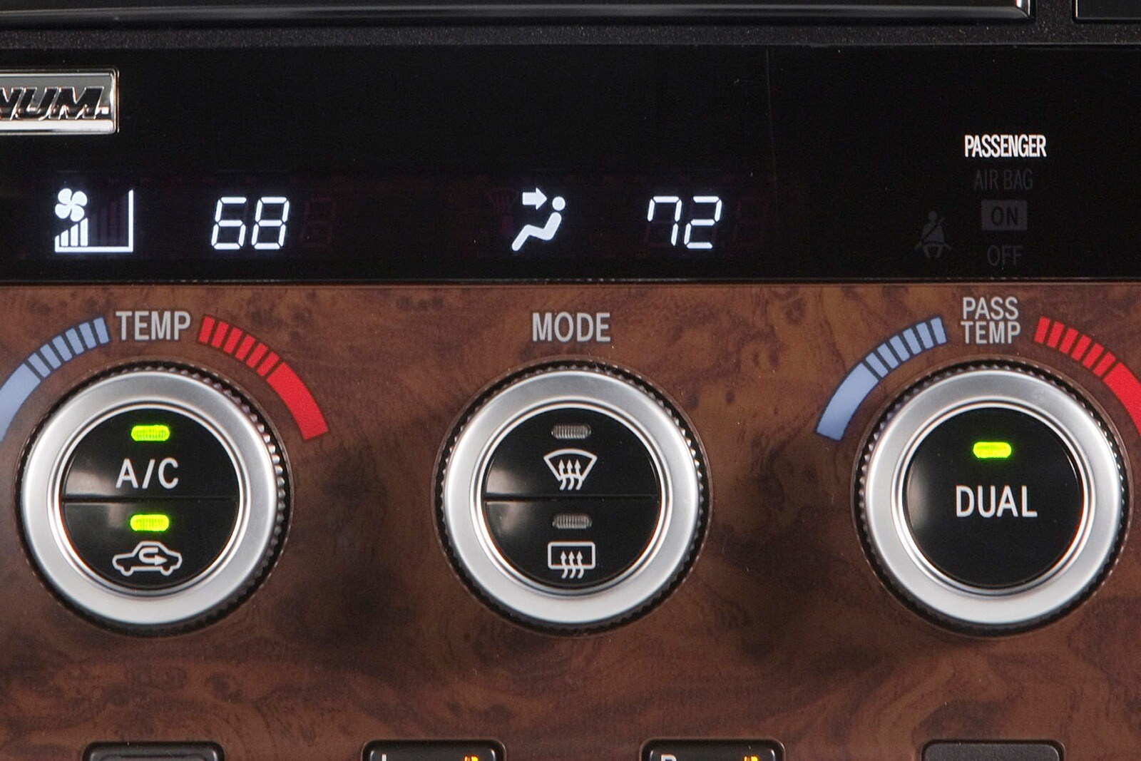 2010 Toyota Tundra interior CC