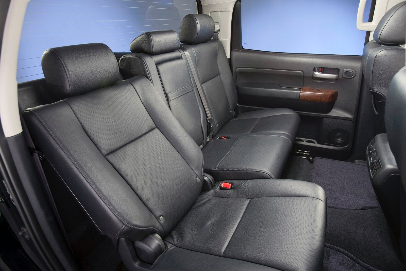 2012 Toyota Tundra interior RI