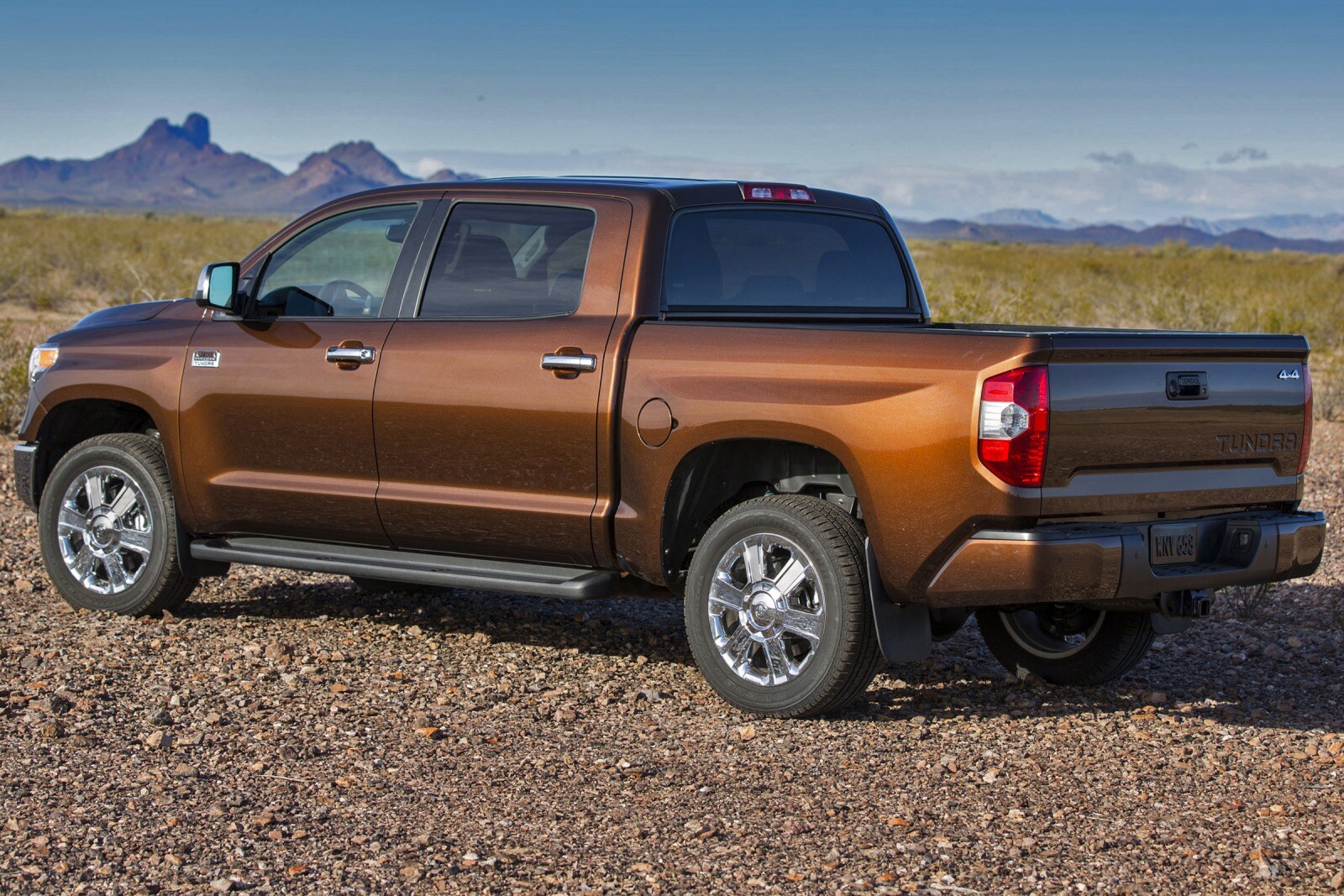 2014 Toyota Tundra exterior FQ