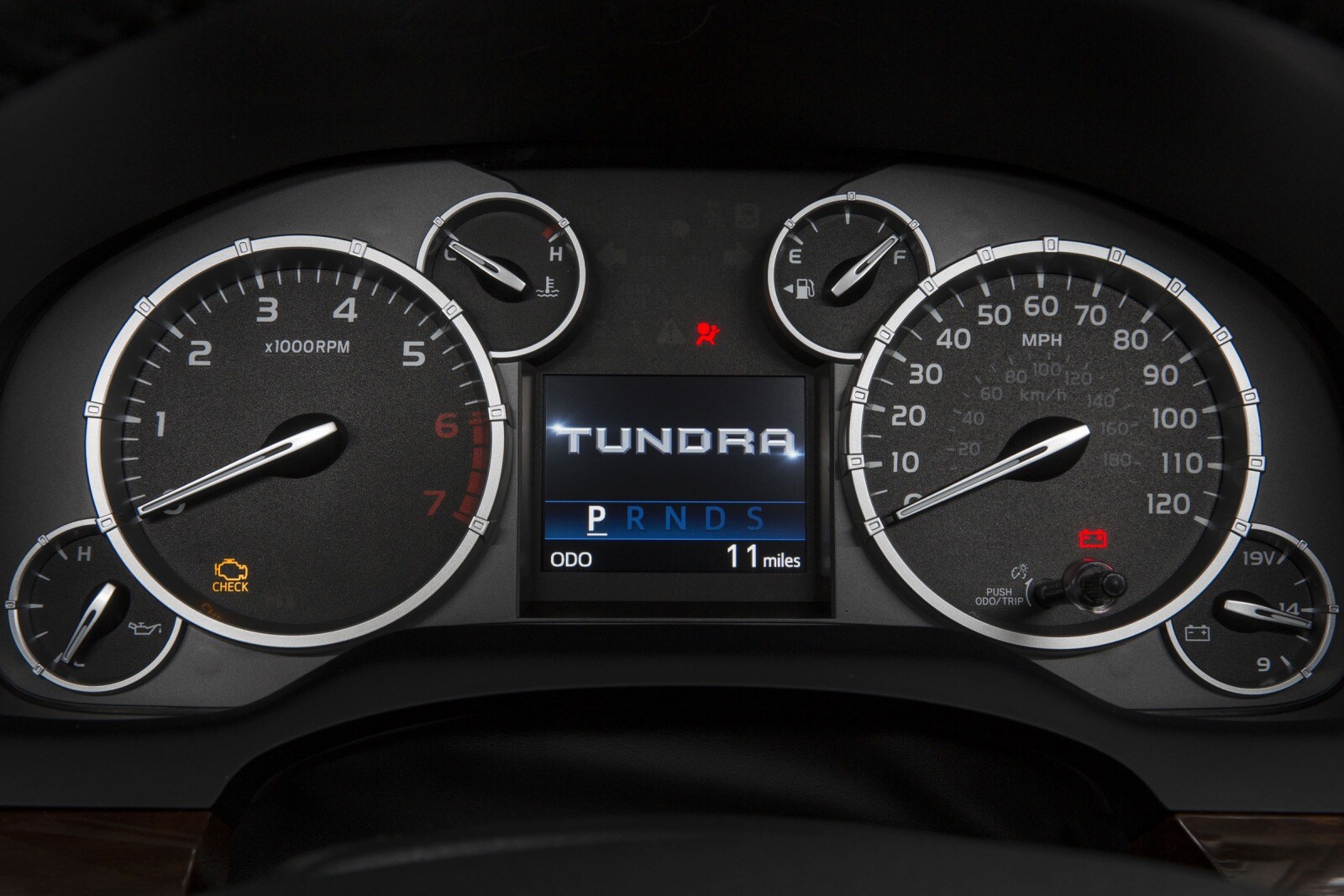 2014 Toyota Tundra interior G