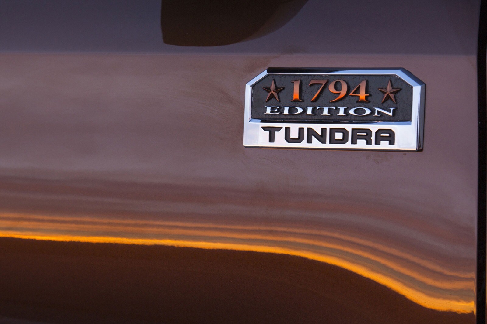 2017 Toyota Tundra exterior FBDG