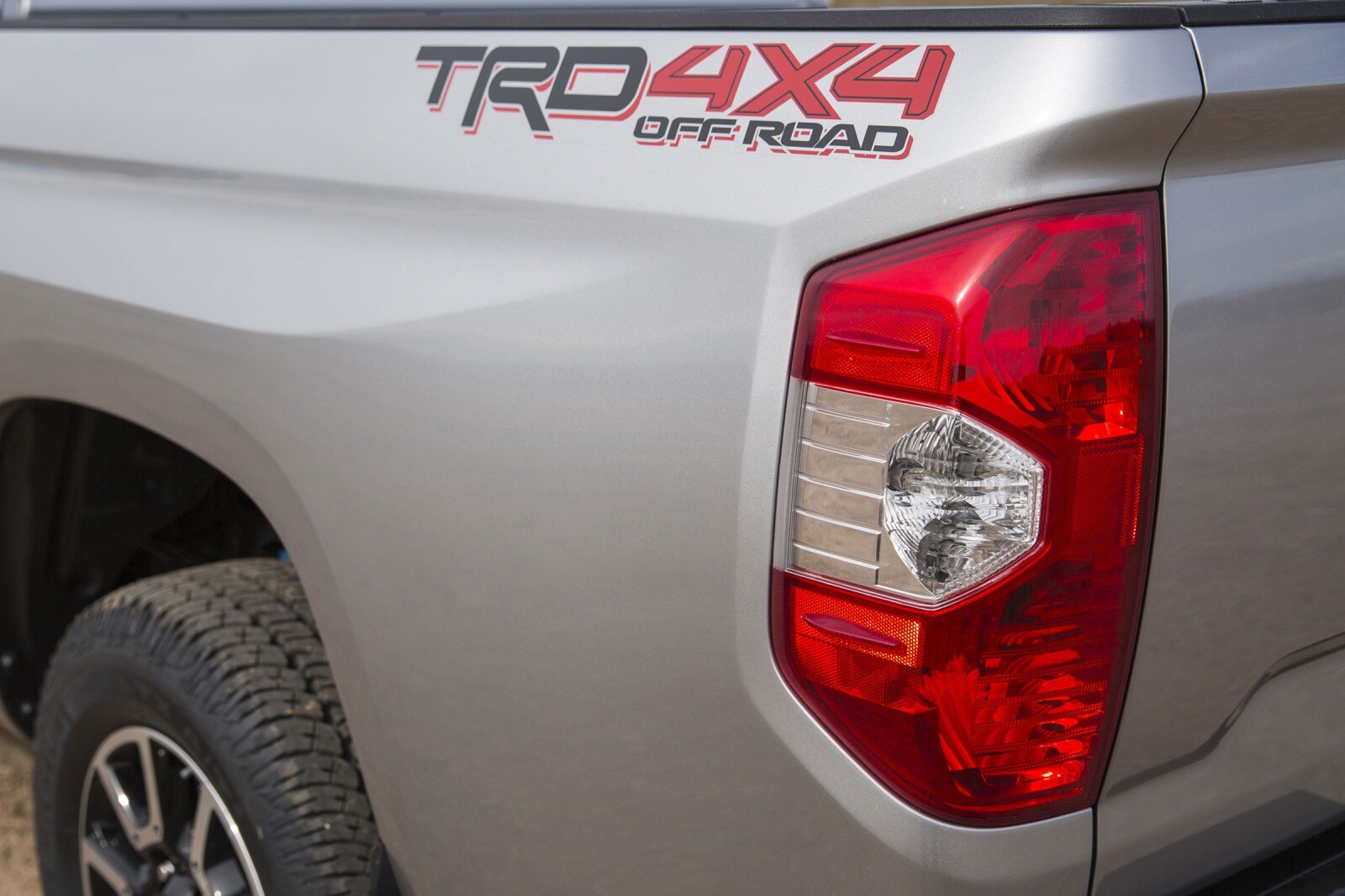 2017 Toyota Tundra exterior RBDG