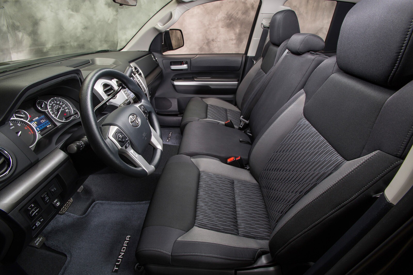 2017 Toyota Tundra interior I
