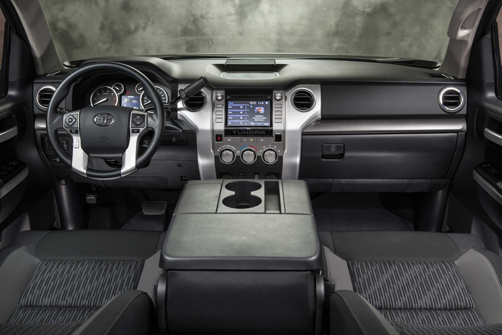 2017 Toyota Tundra interior I