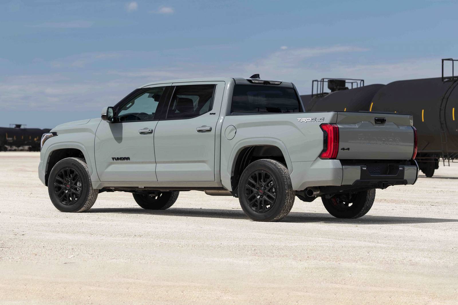 2022 Toyota Tundra exterior FQ