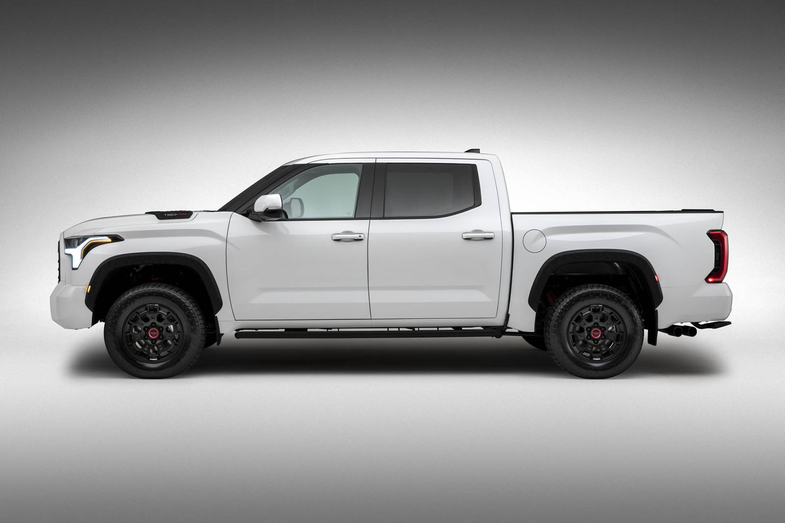 2022 Toyota Tundra exterior S