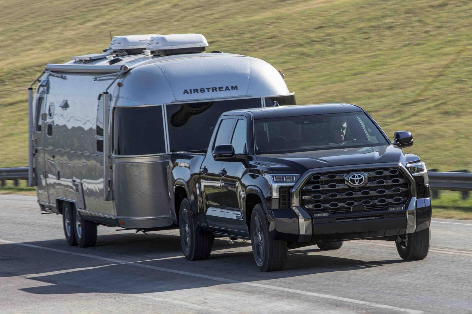 2025 Toyota Tundra exterior LIFE1