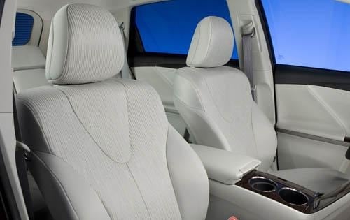 2010 Toyota Venza interior I