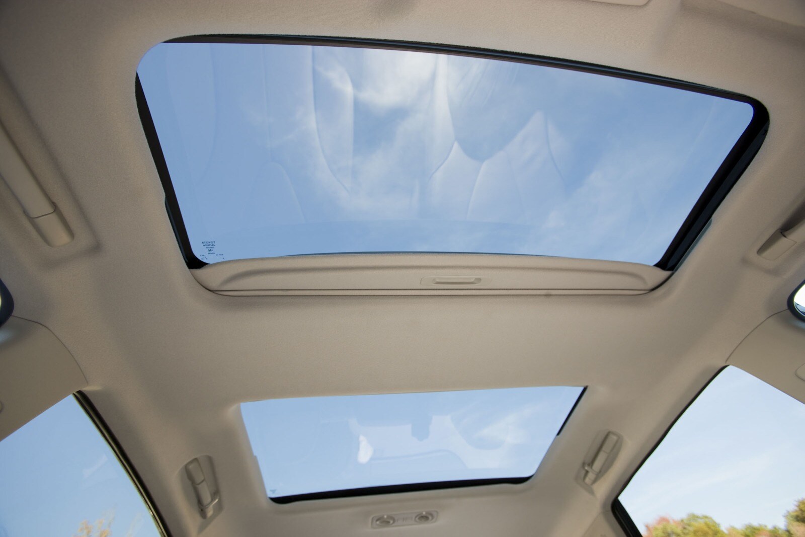 2012 Toyota Venza front safety DETAIL