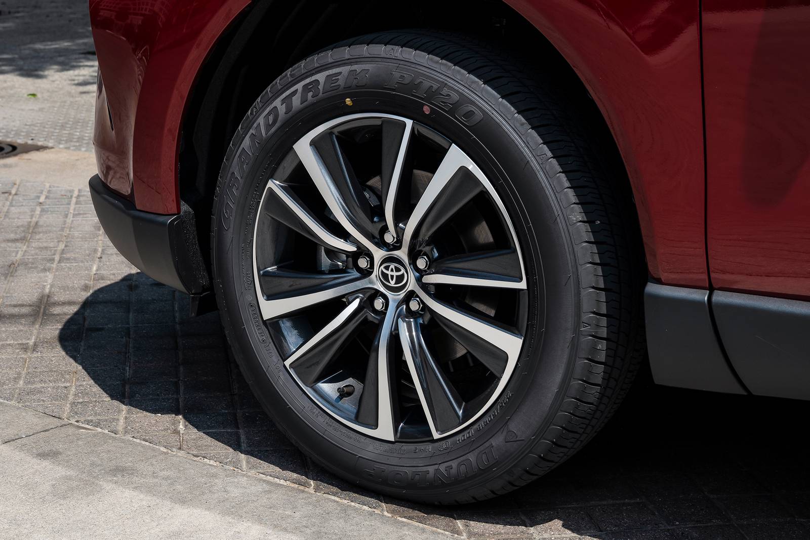 2023 Toyota Venza exterior W