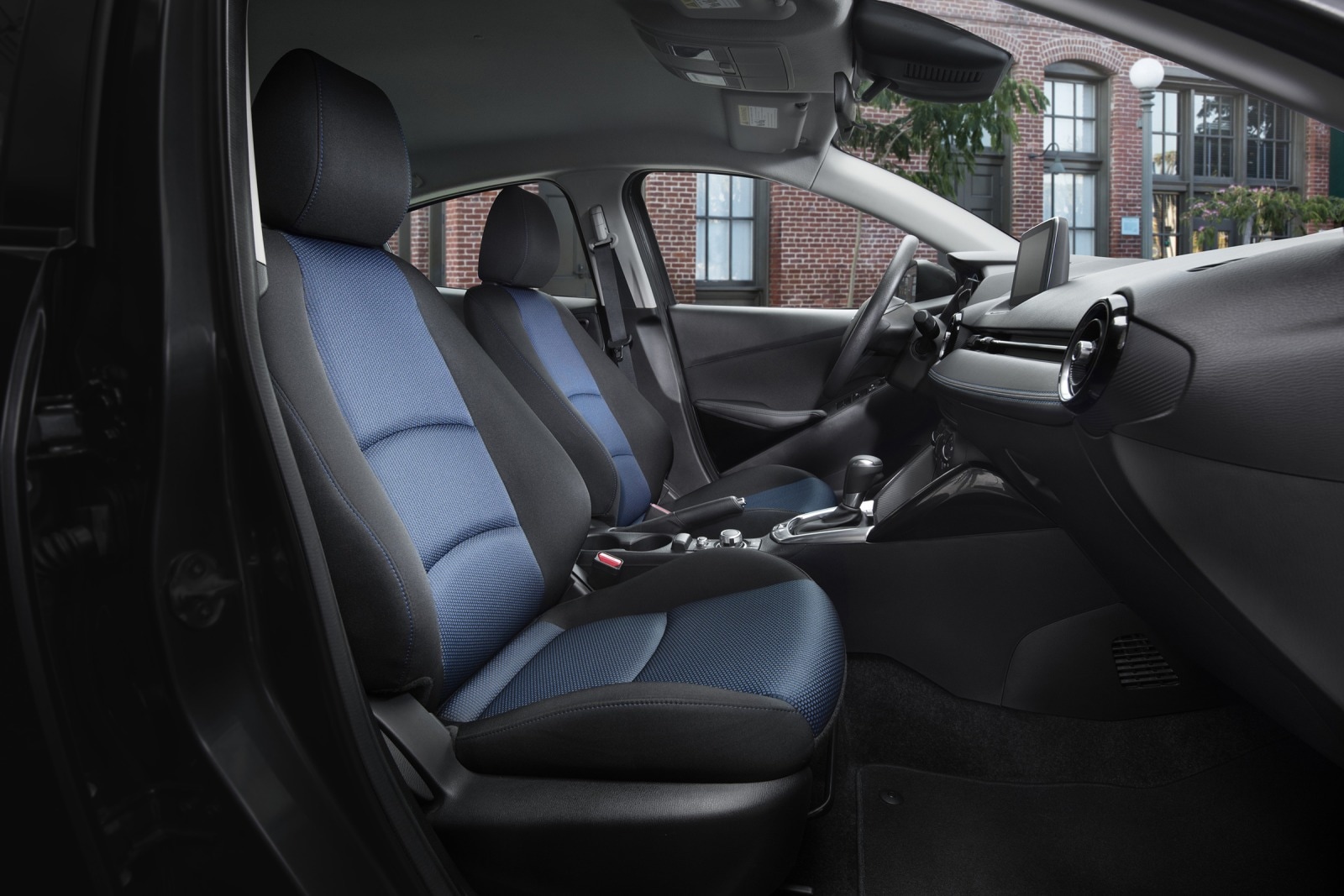 2017 Toyota Yaris interior I