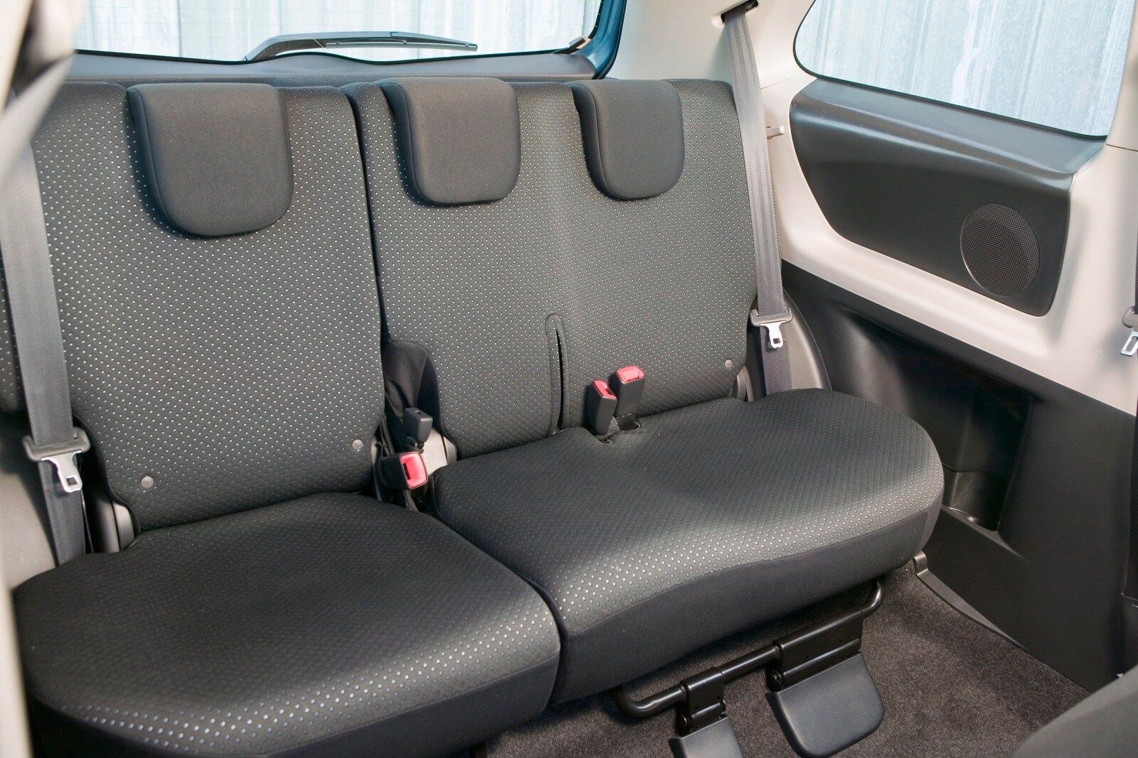 2007 Toyota Yaris interior RI