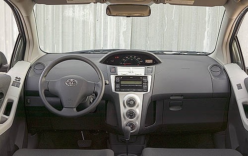 2008 Toyota Yaris interior D