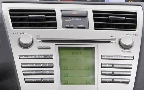 2010 Toyota Yaris interior CC