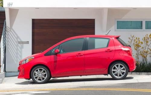 2012 Toyota Yaris SE 4dr Hatchback