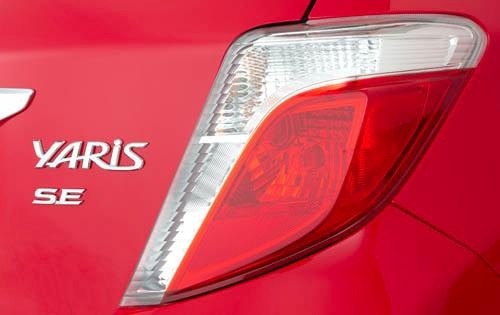 2012 Toyota Yaris — OEM photo 5