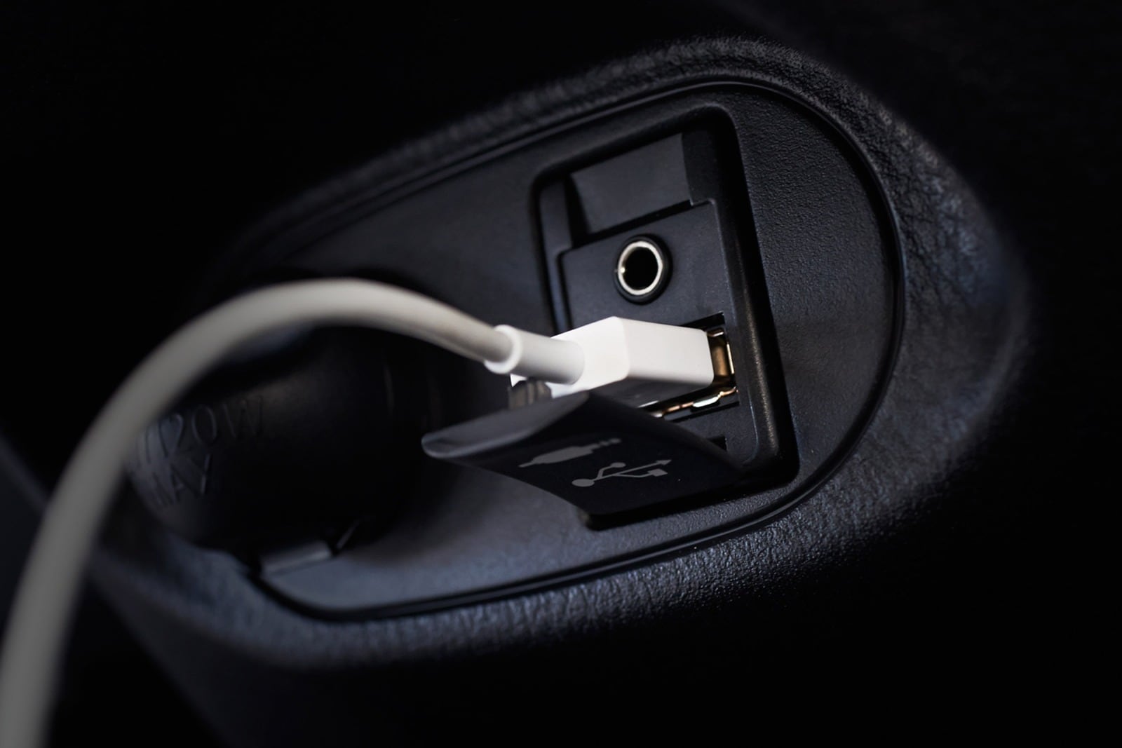 2015 Toyota Yaris interior DETAIL