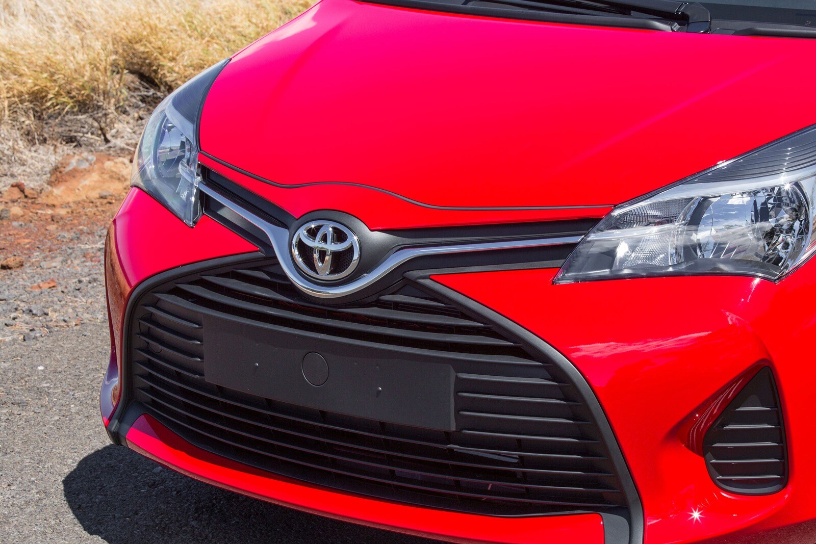 2017 Toyota Yaris exterior FBDG