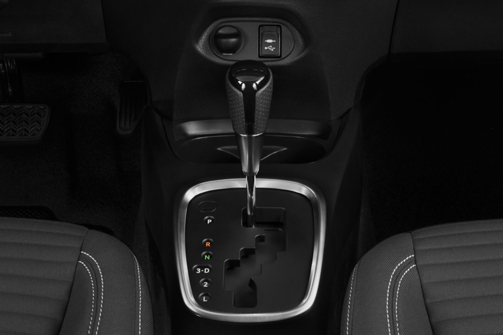 2017 Toyota Yaris interior SHF