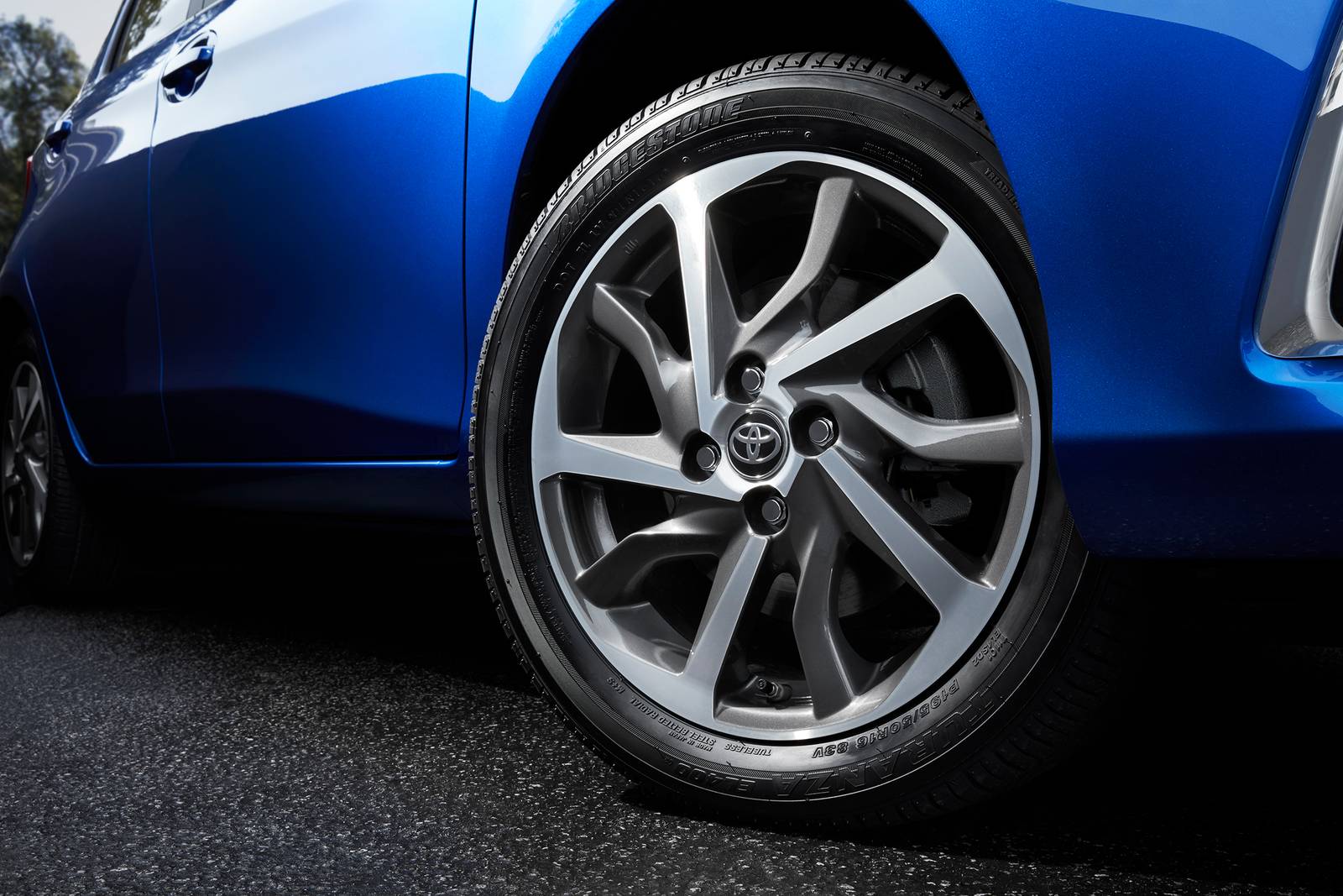 2018 Toyota Yaris exterior W