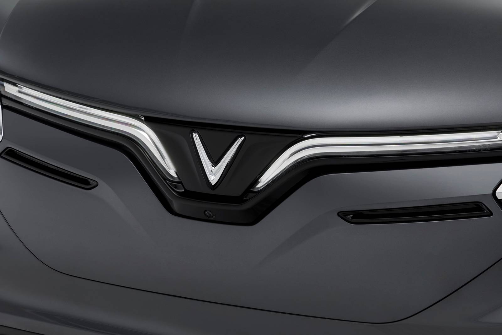 2024 VinFast VF 8 exterior FBDG