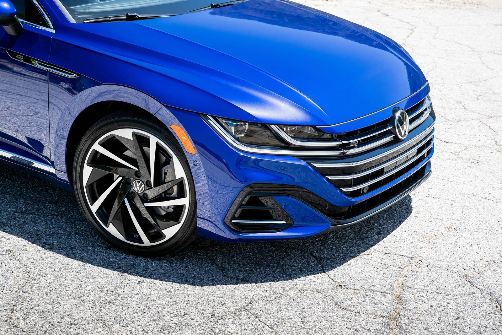 2022 Volkswagen Arteon exterior EDETAIL