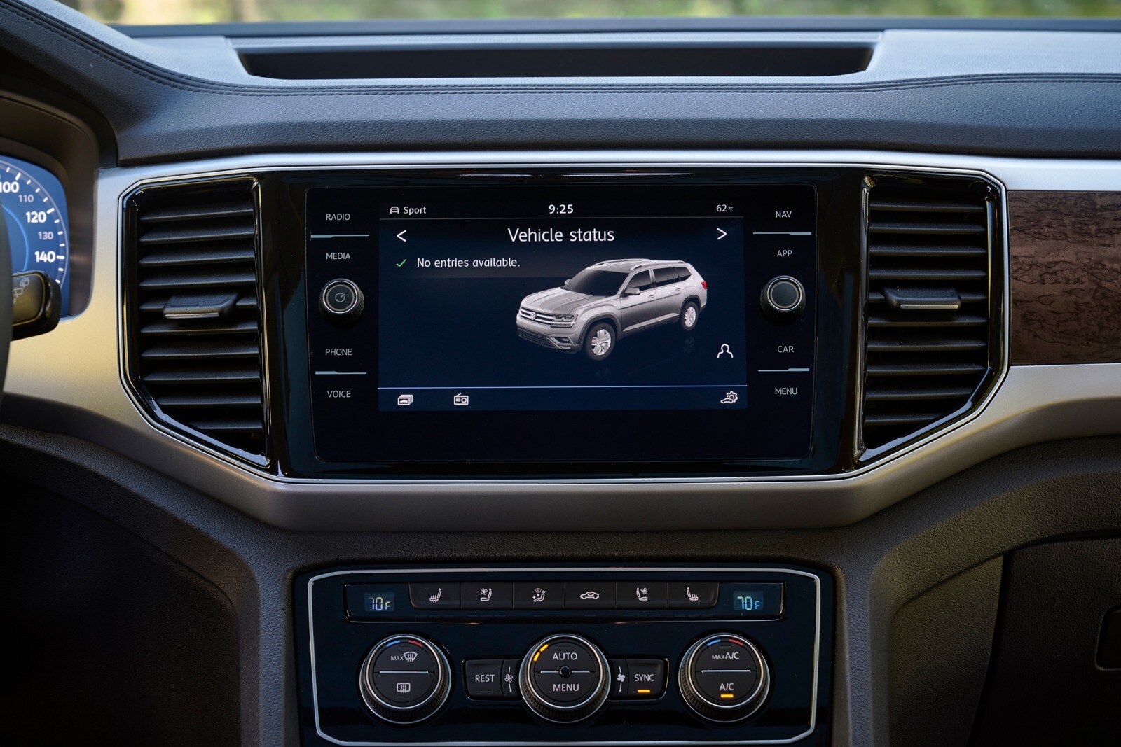 2018 Volkswagen Atlas interior CC