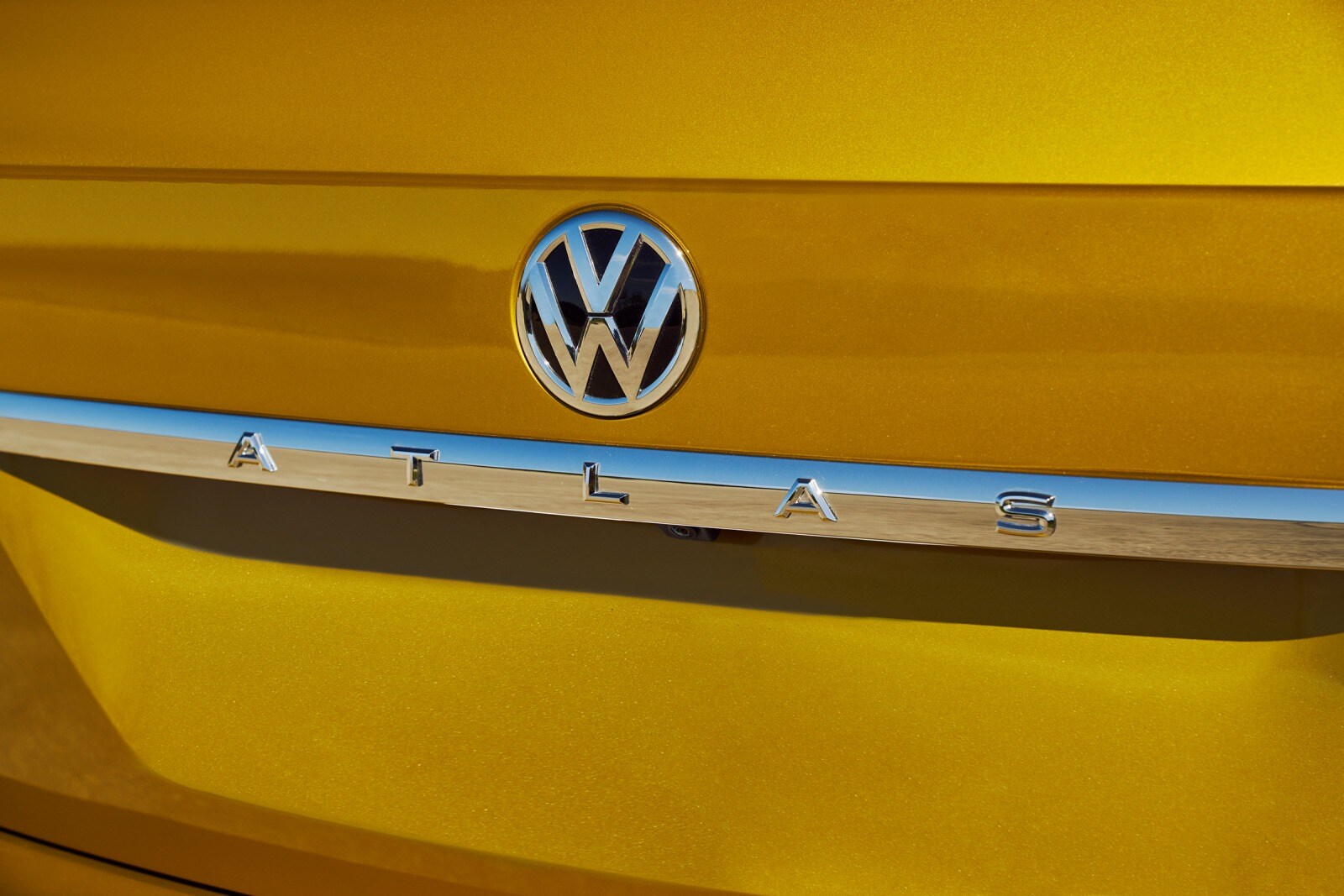 2018 Volkswagen Atlas — OEM photo 5