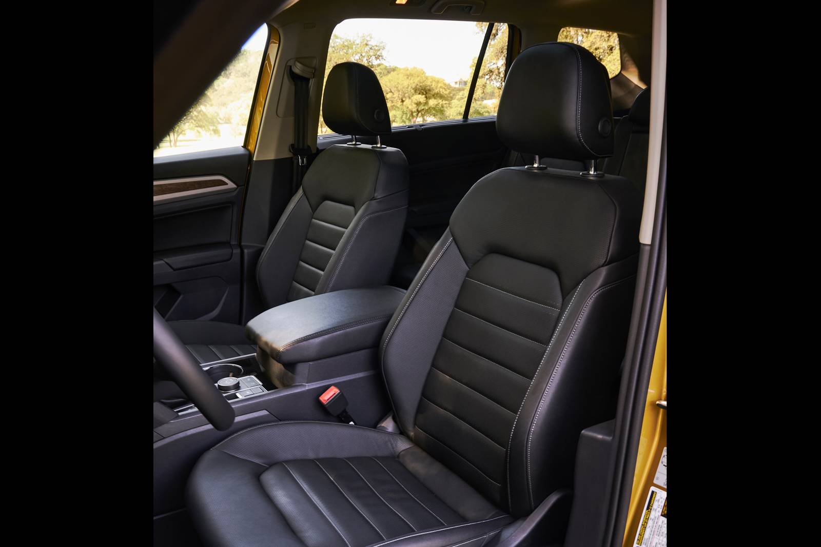 2019 Volkswagen Atlas front safety DETAIL