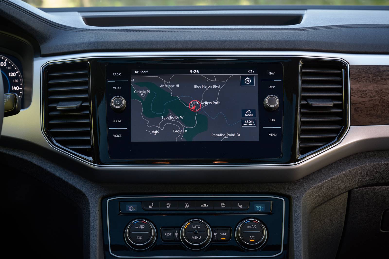 2019 Volkswagen Atlas interior NAVSYS