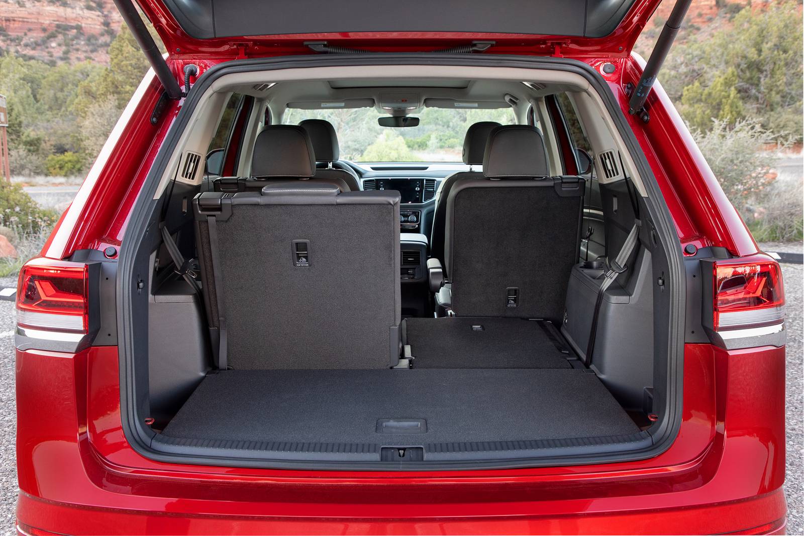 2021 Volkswagen Atlas interior RSD