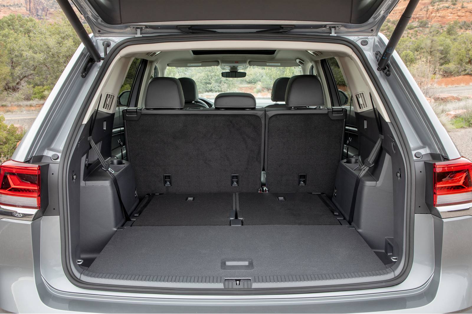 2021 Volkswagen Atlas interior RSD