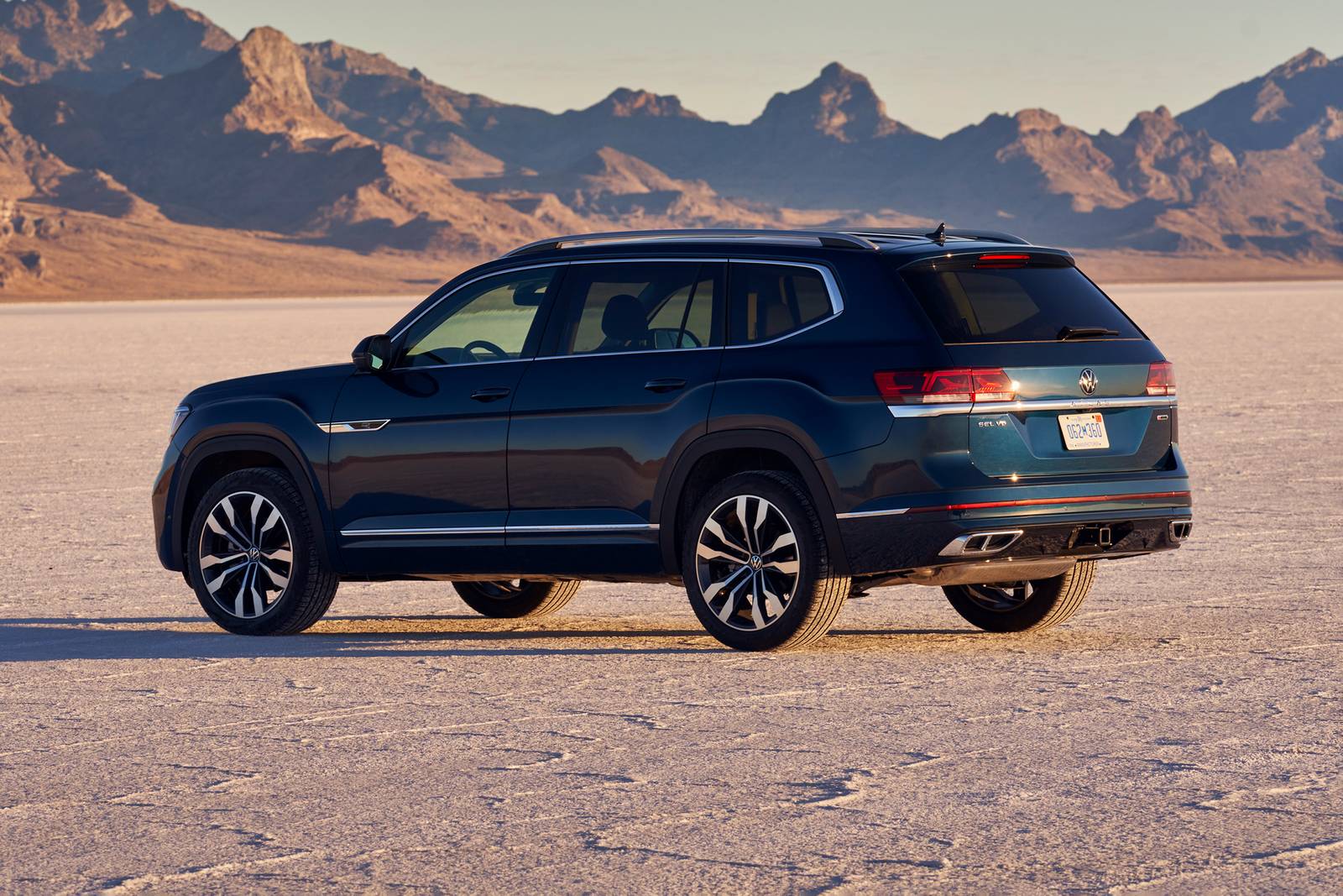 2022 Volkswagen Atlas exterior R