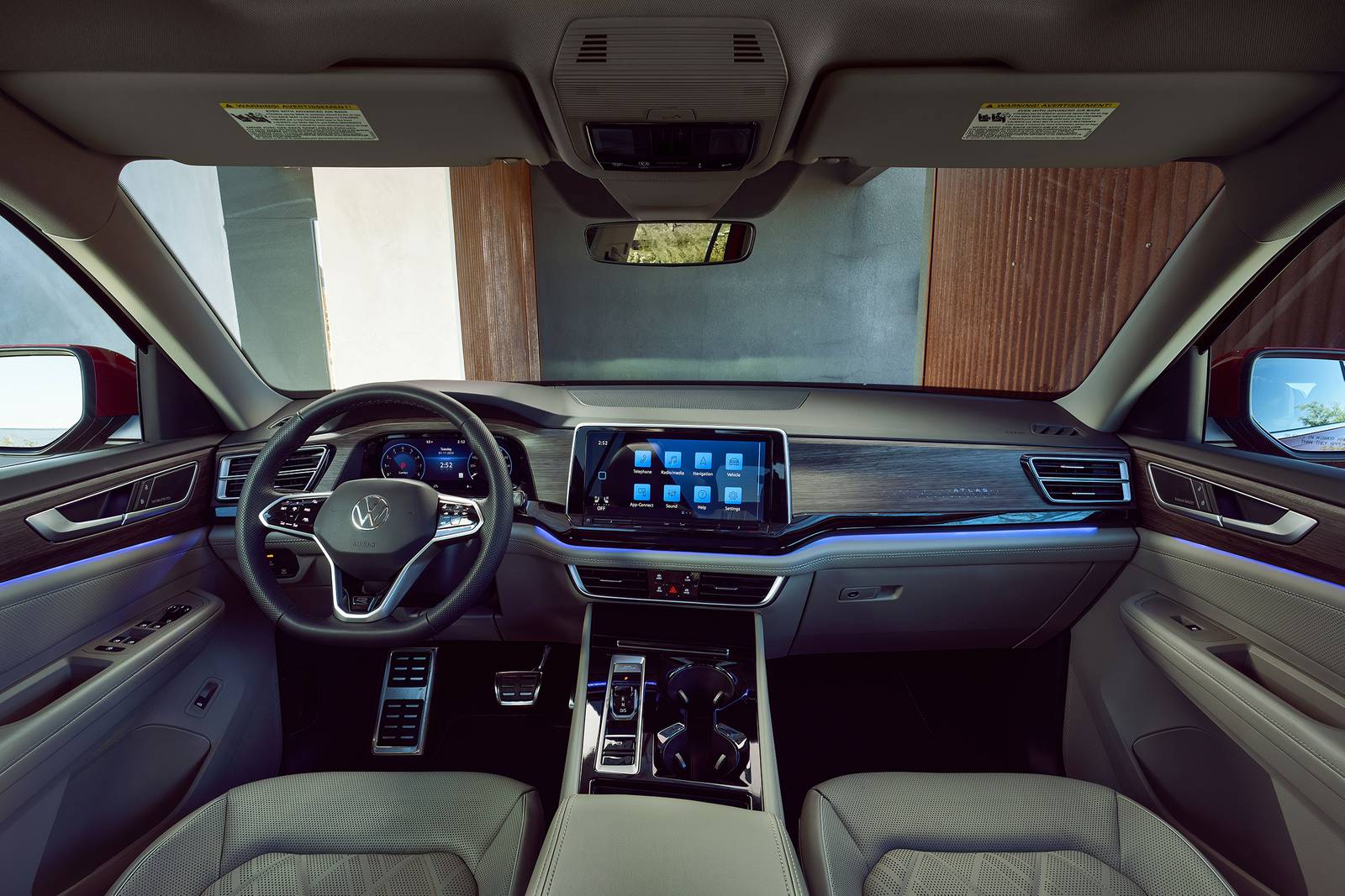 2024 Volkswagen Atlas interior D