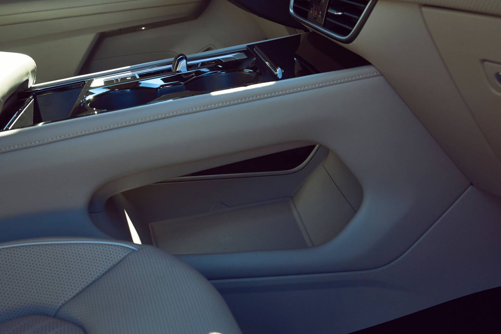 2024 Volkswagen Atlas interior DETAIL