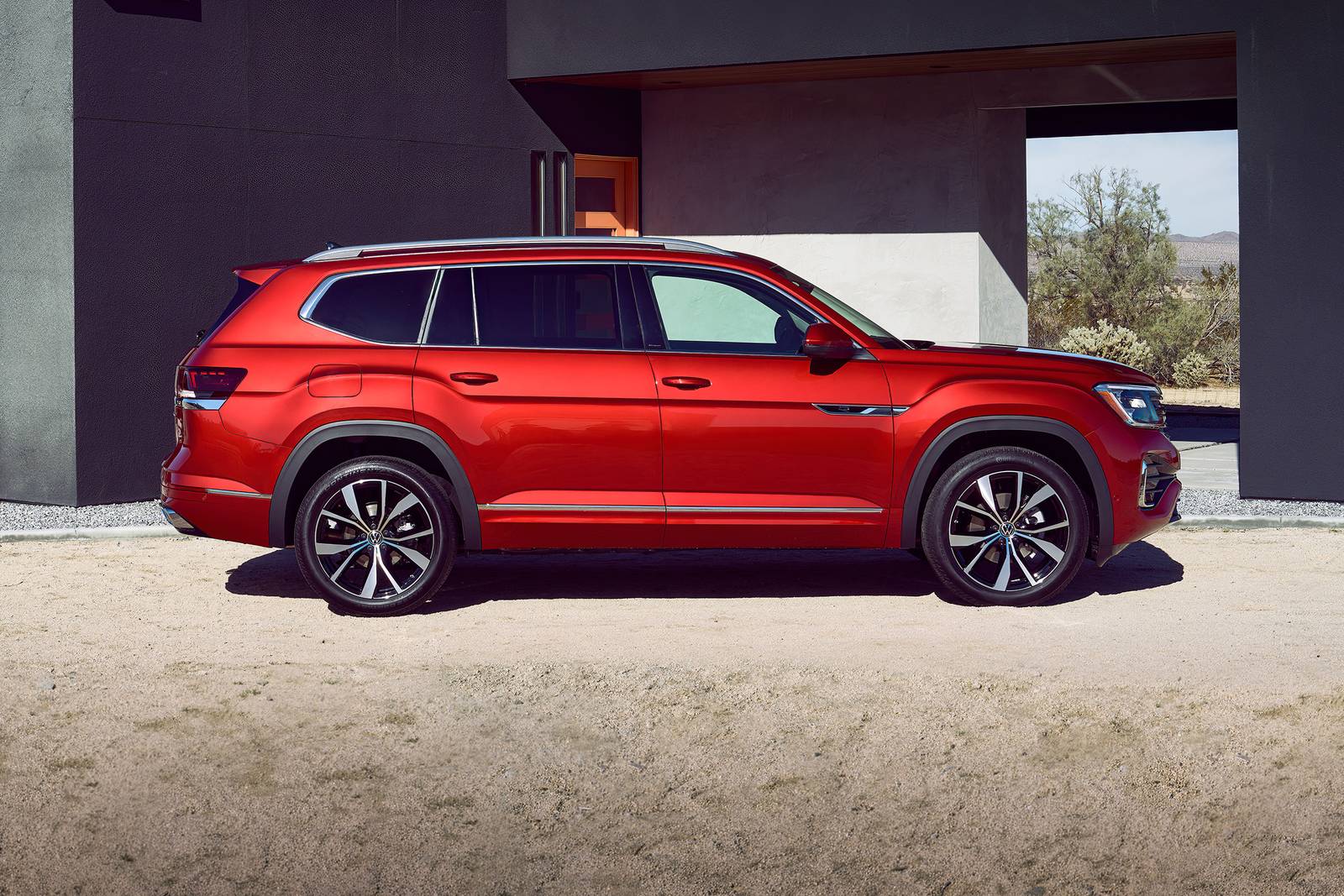 2025 Volkswagen Atlas — OEM photo 1