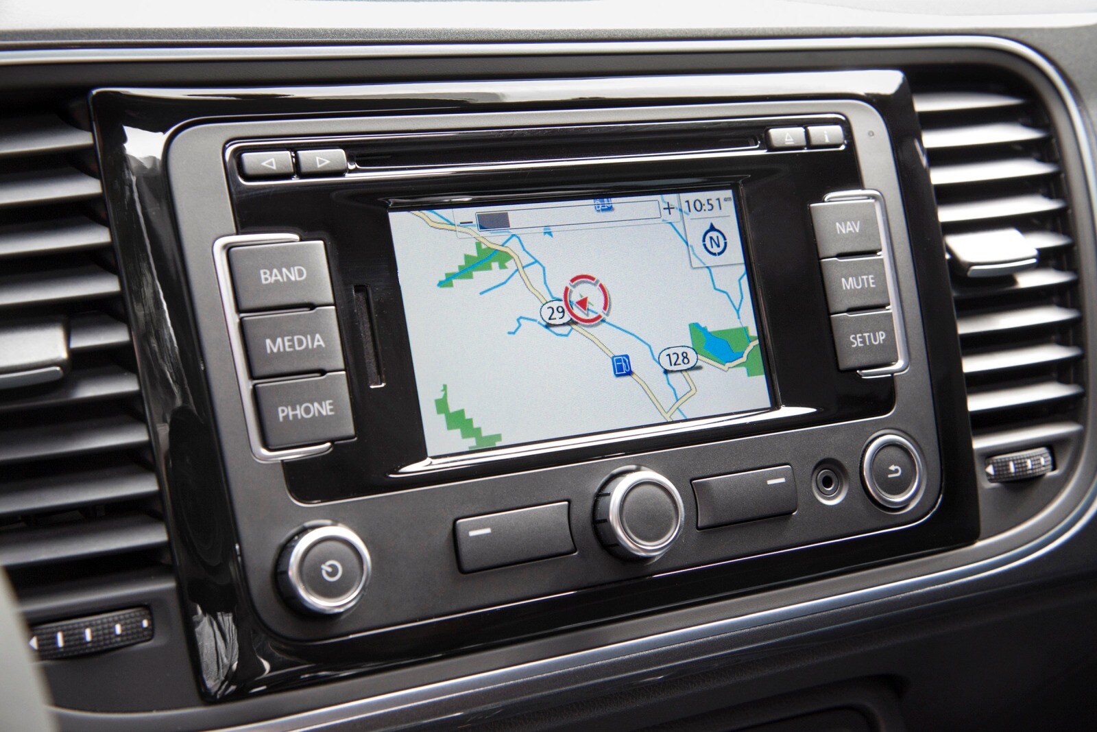 2016 Volkswagen Beetle interior NAVSYS