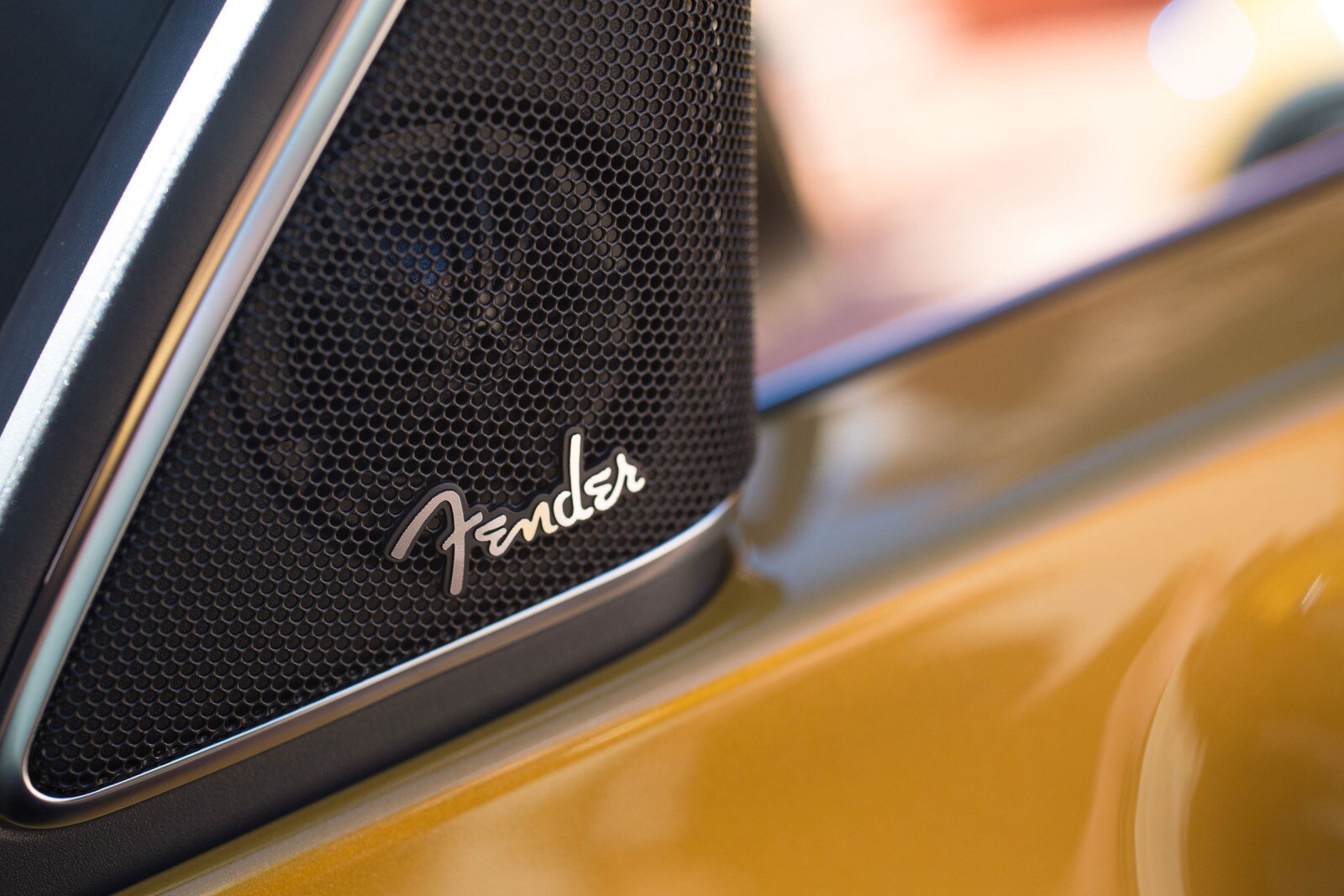 2017 Volkswagen Beetle Convertible interior DETAIL