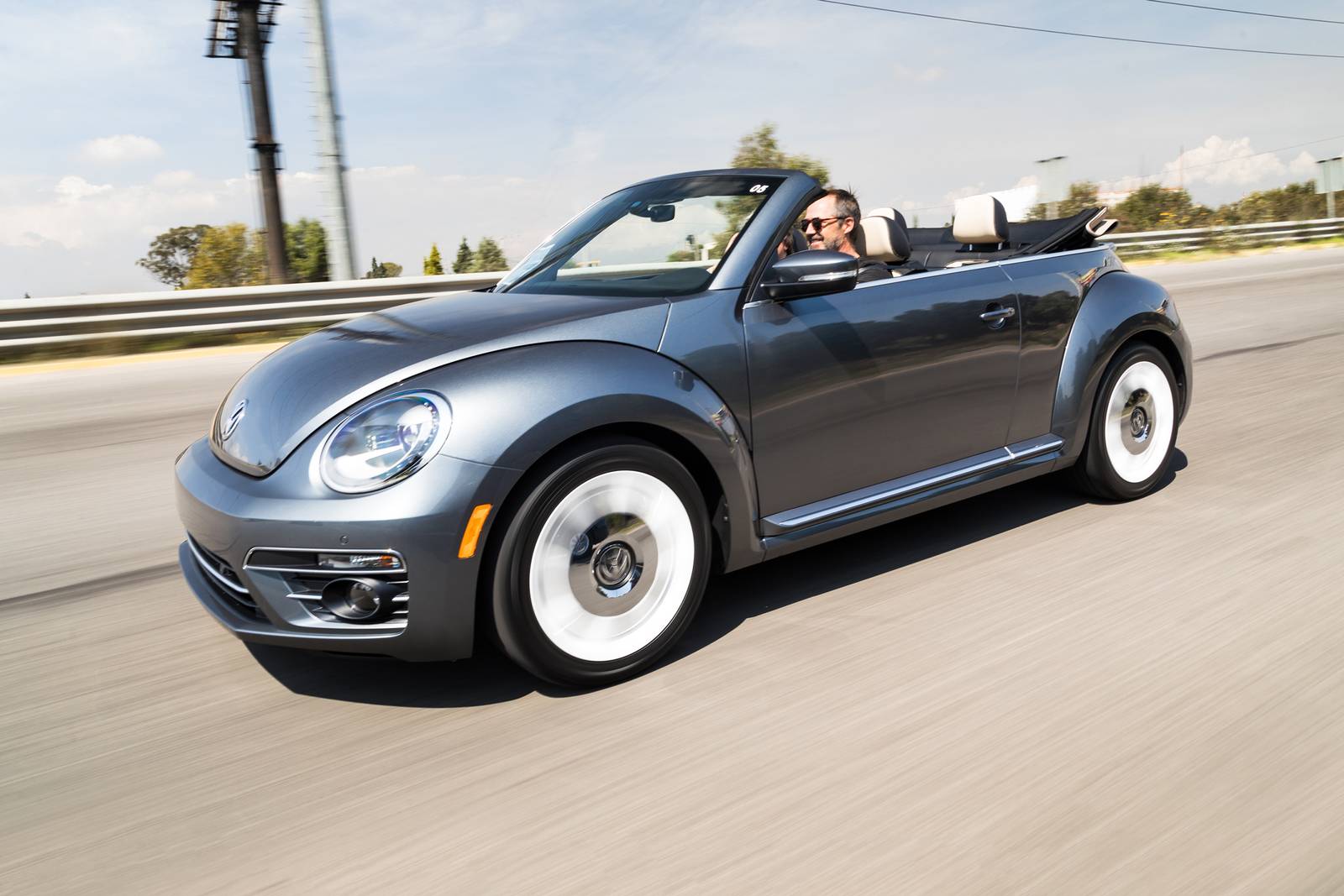 2019 Volkswagen Beetle Convertible front safety FQ