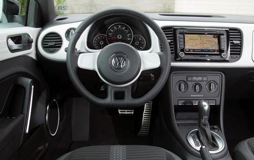 2012 Volkswagen Beetle interior I