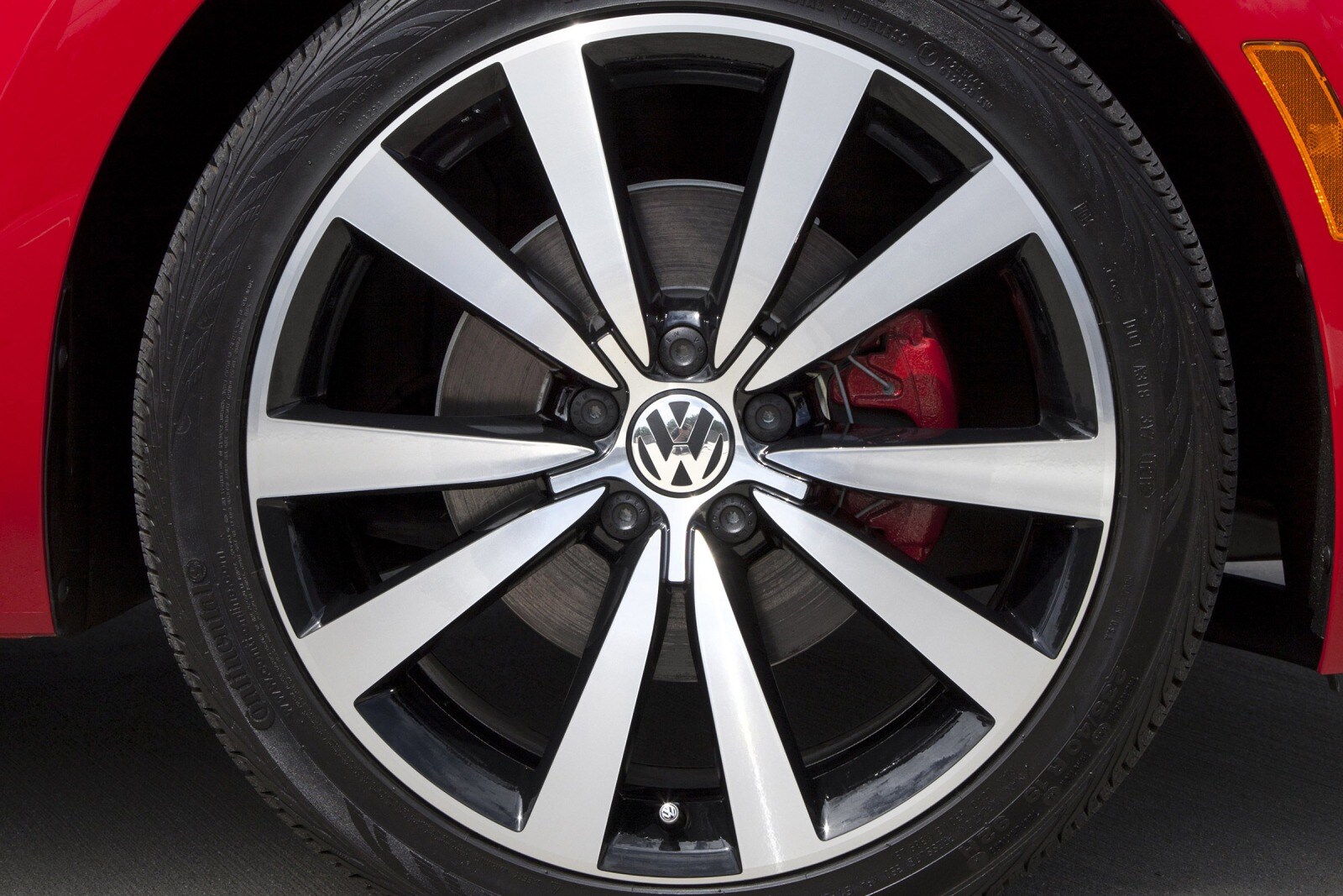 2015 Volkswagen Beetle exterior W