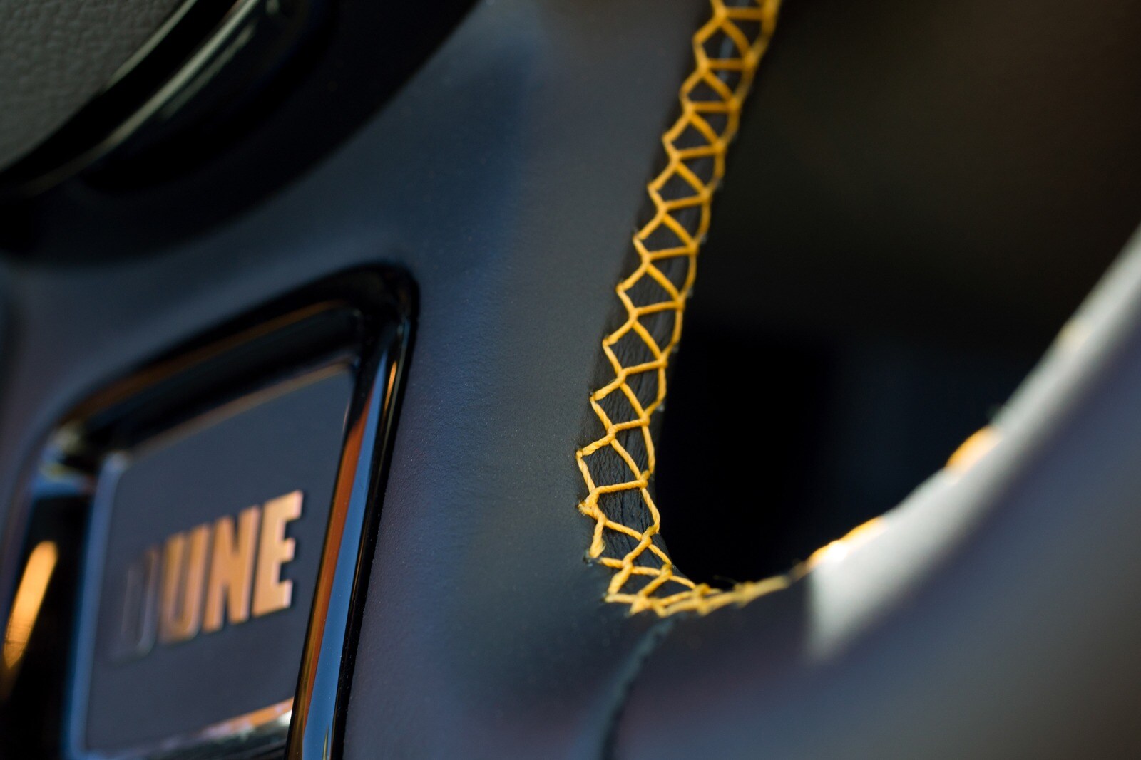 2016 Volkswagen Beetle interior SWD